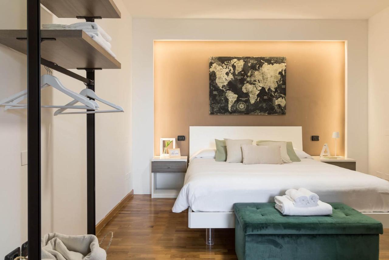 Le 2 Perle 2.0 Hotel Пескиера дел Гарда Екстериор снимка